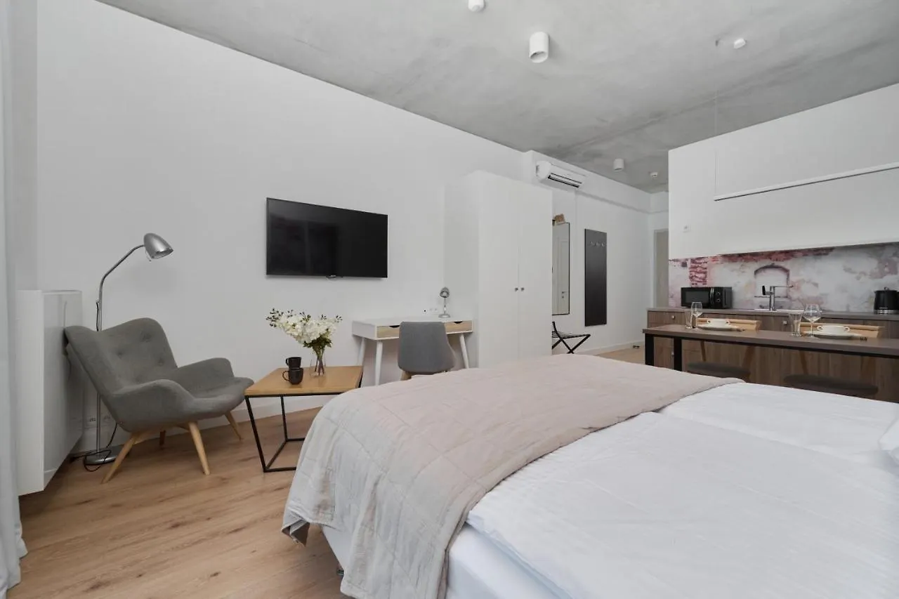 Piekarnia Zywa Kultura Atmospheric Studio Wroclaw By Noclegi Renters 0*,